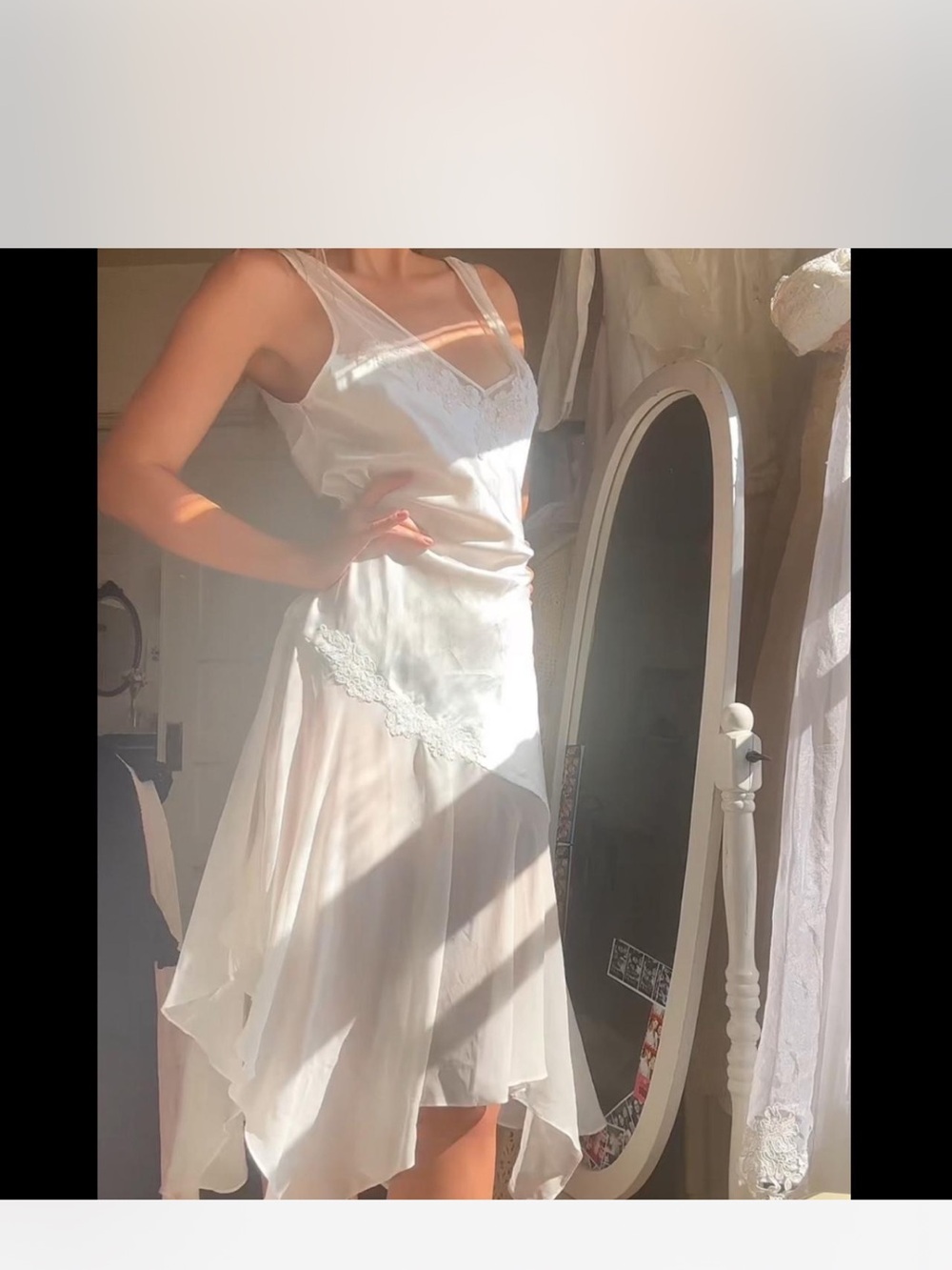 Vintage Oscar de la renta Elegant White Lace-Trim Slip Dress - Picture 2 of 11